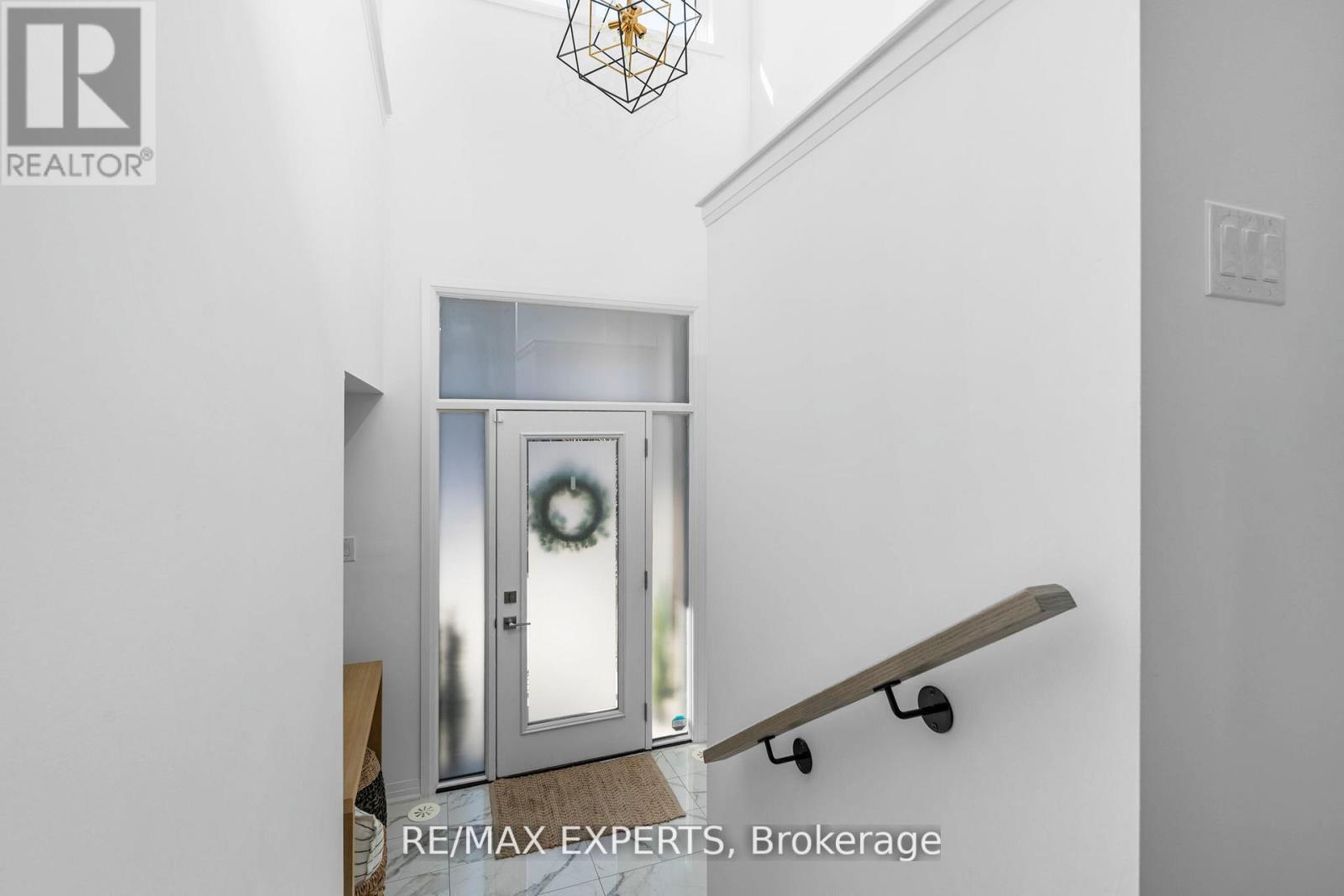 6 Hughes Lane, New Tecumseth, Ontario  L0G 1W0 - Photo 6 - N13022182