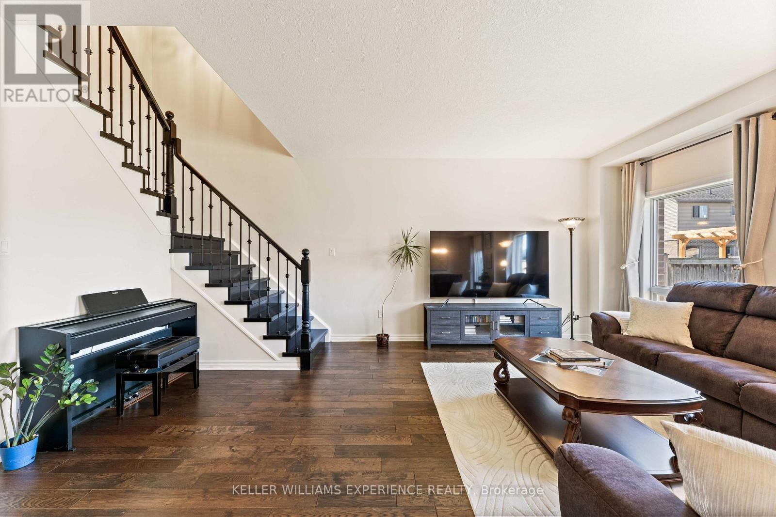 154 Arnold Crescent, Essa, Ontario  L3W 0R1 - Photo 14 - N13022246