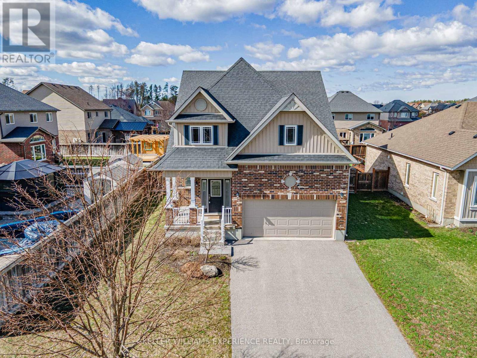 154 Arnold Crescent, Essa, Ontario  L3W 0R1 - Photo 2 - N13022246