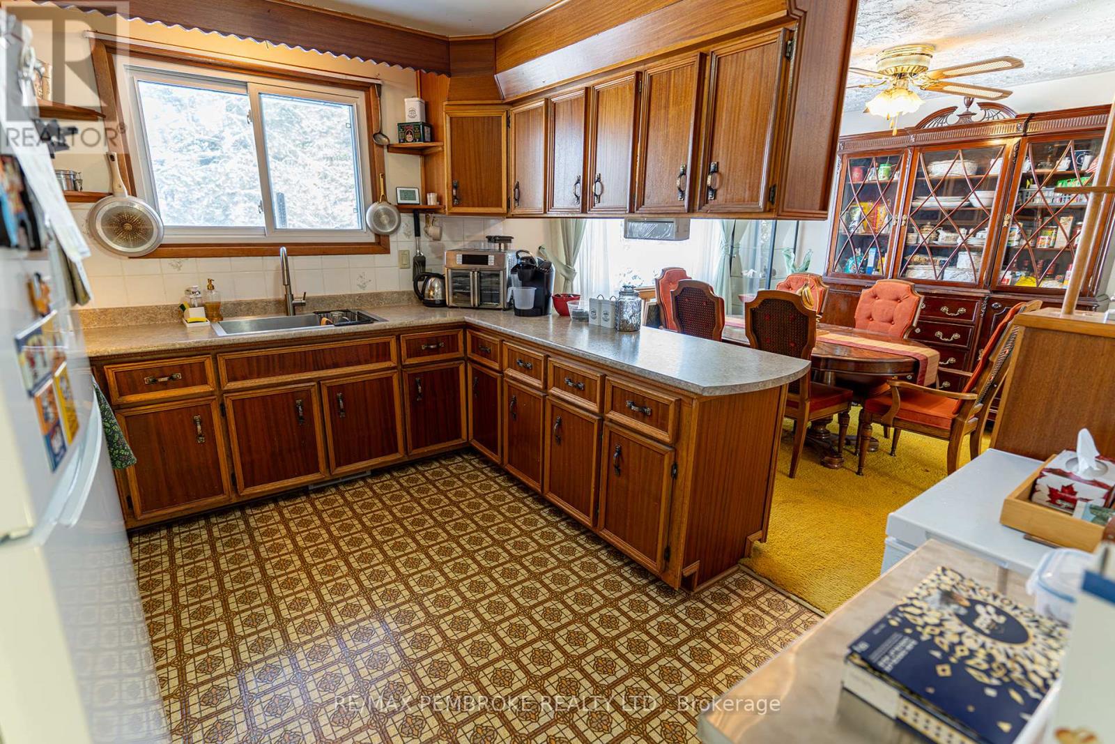 2 Silke Drive, Petawawa, Ontario  K8H 2K7 - Photo 27 - X12743782