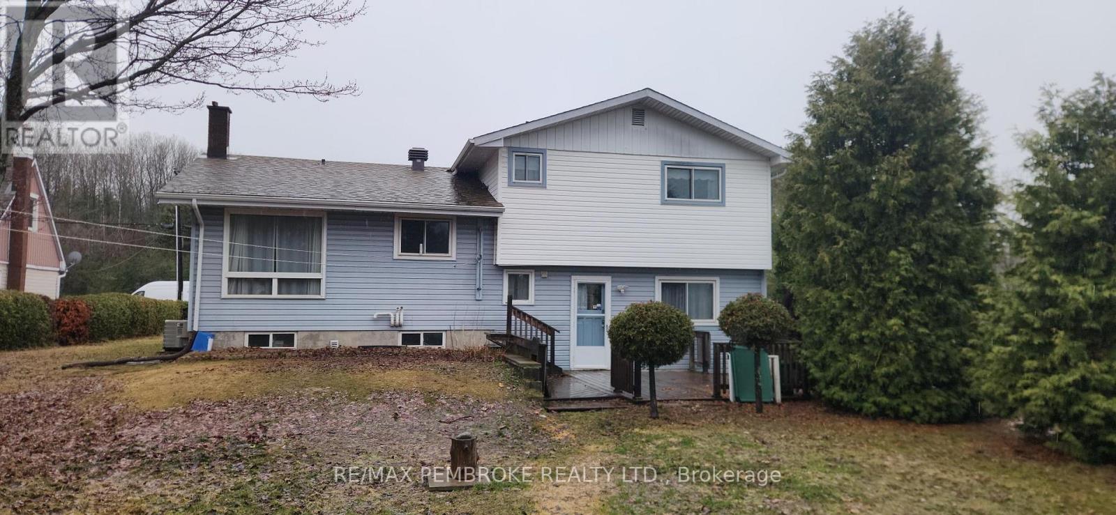 2 Silke Drive, Petawawa, Ontario  K8H 2K7 - Photo 34 - X12743782