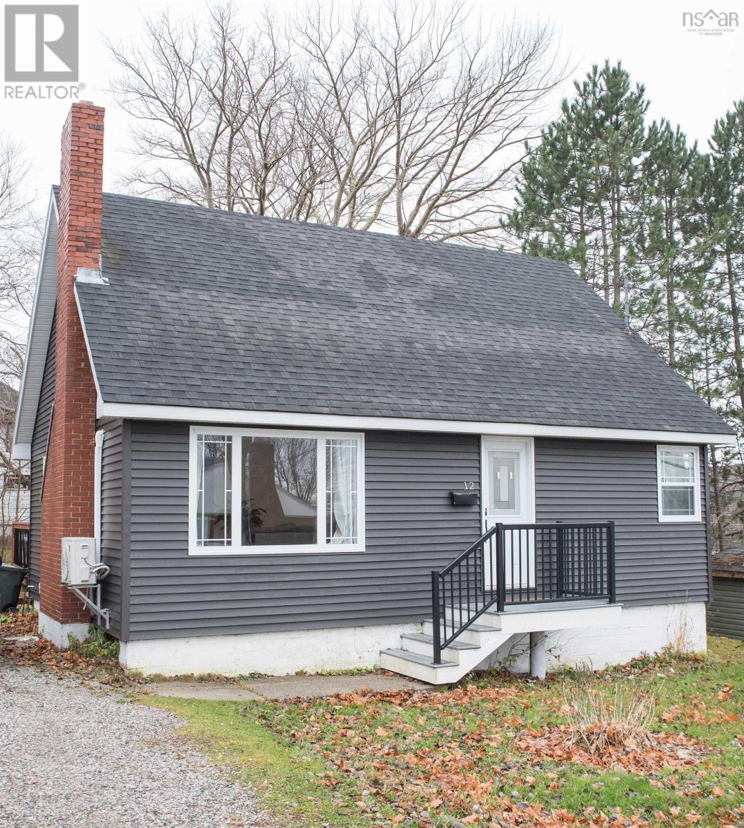 12 Lynch, Sydney River, Nova Scotia  B1S 1V2 - Photo 32 - 202600442