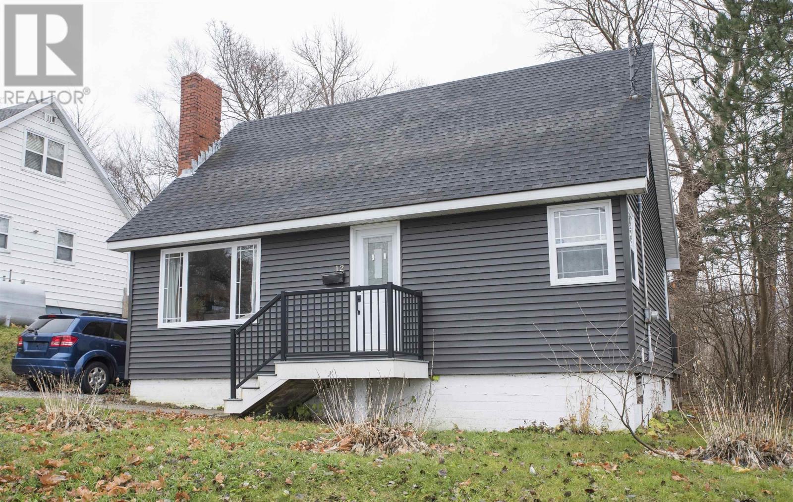 12 Lynch, Sydney River, Nova Scotia  B1S 1V2 - Photo 33 - 202600442