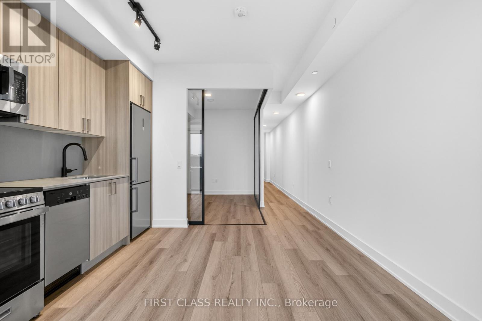 411 - 758 Dovercourt Road, Toronto, Ontario  M6H 0G7 - Photo 11 - W13022014