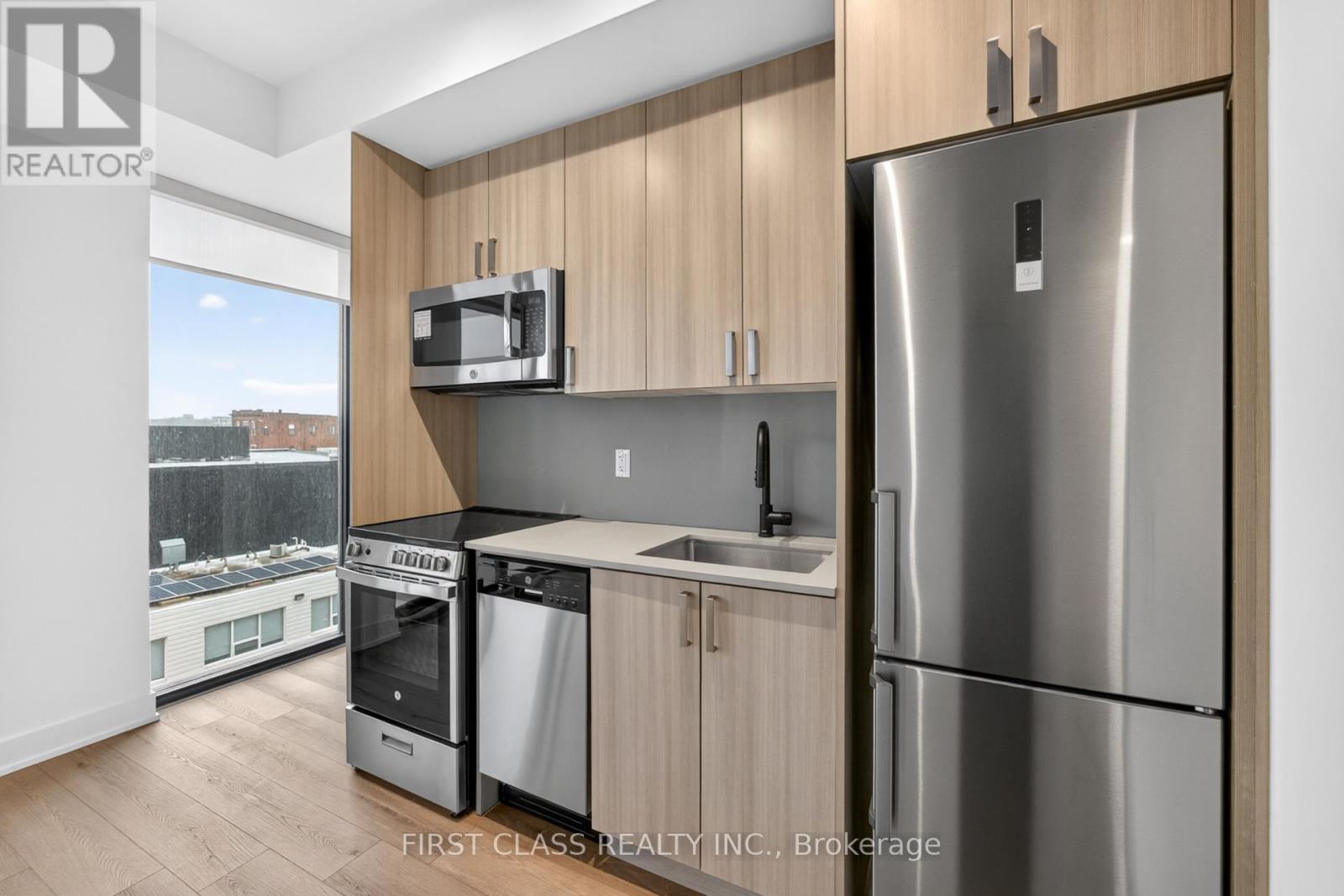 411 - 758 Dovercourt Road, Toronto, Ontario  M6H 0G7 - Photo 17 - W13022014