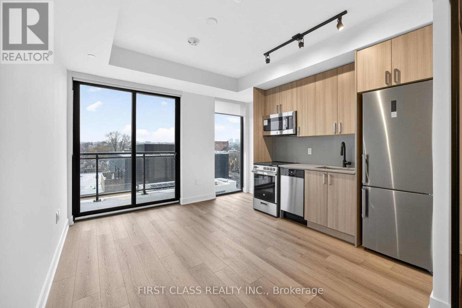 411 - 758 Dovercourt Road, Toronto, Ontario  M6H 0G7 - Photo 8 - W13022014