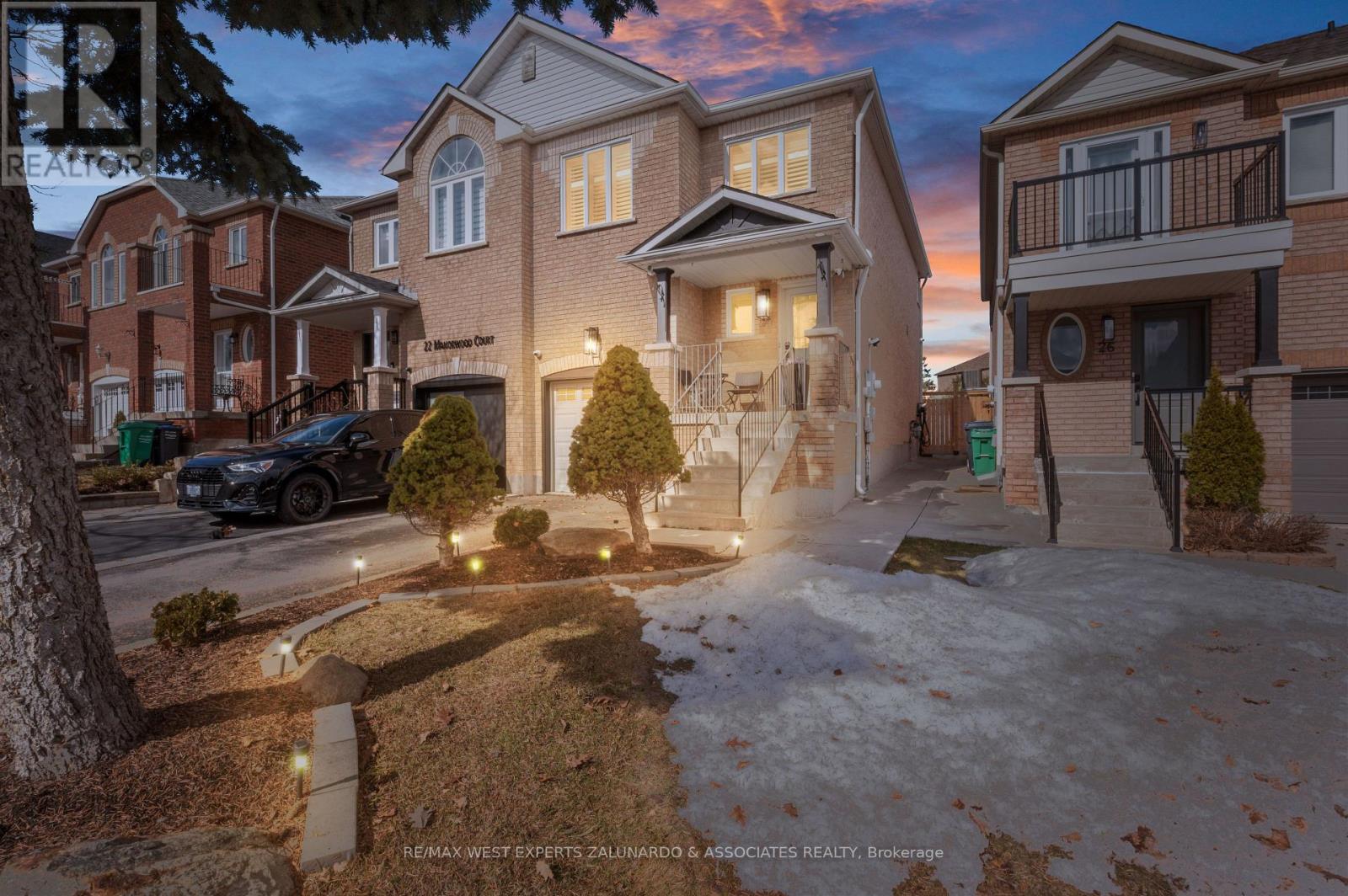 24 Manorwood Court, Caledon, Ontario  L7E 2S9 - Photo 2 - W13022026