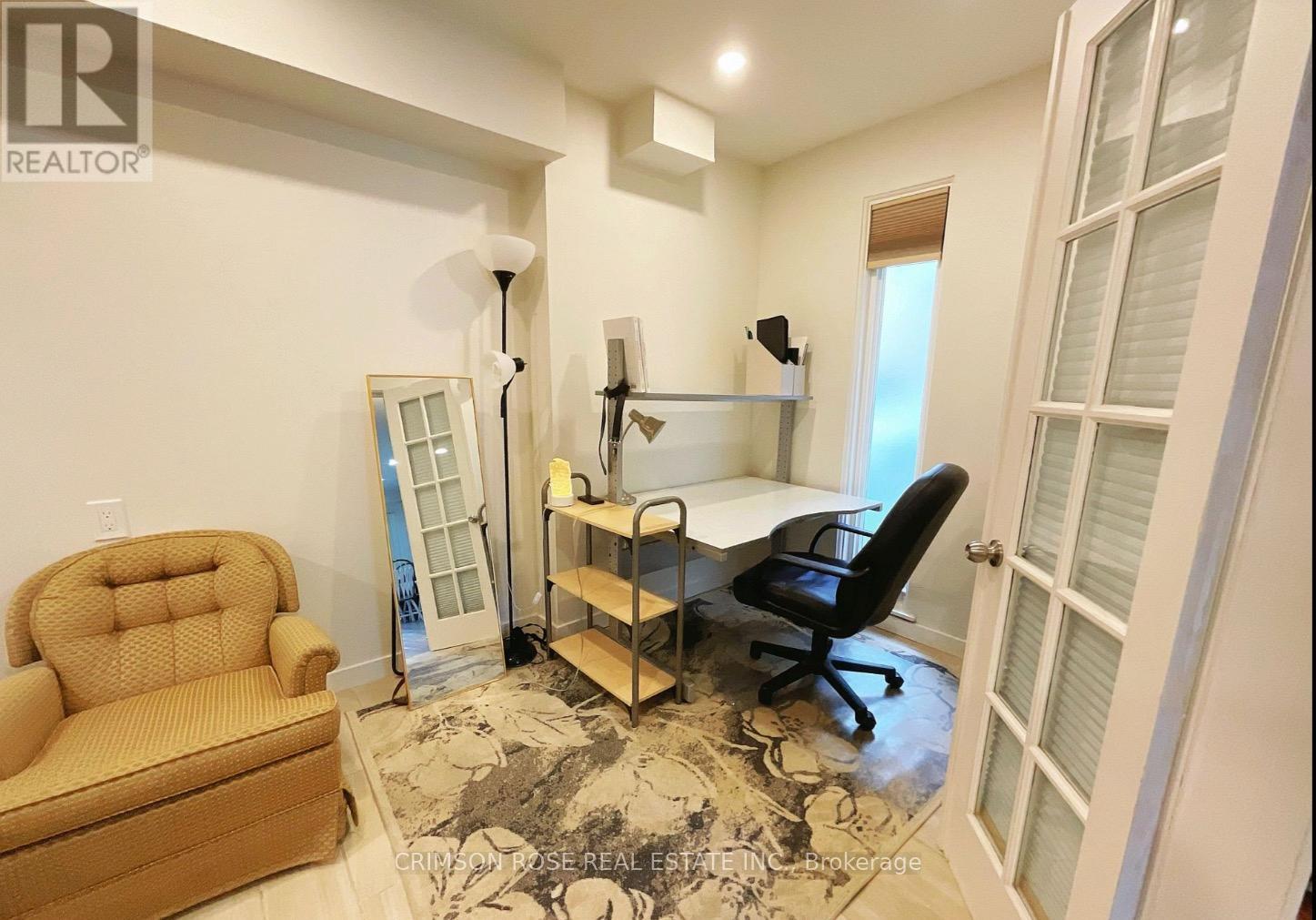 Main Fl - 30 Orsett Street, Oakville, Ontario  L6H 2N9 - Photo 13 - W13022052