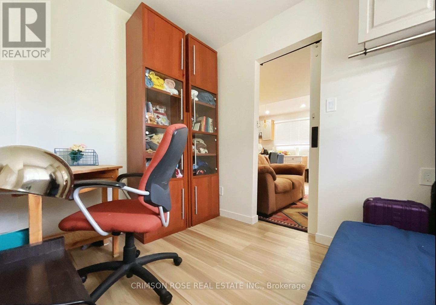 Main Fl - 30 Orsett Street, Oakville, Ontario  L6H 2N9 - Photo 14 - W13022052