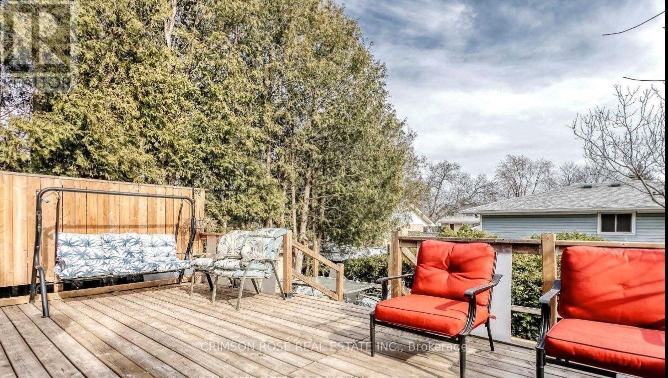 Main Fl - 30 Orsett Street, Oakville, Ontario  L6H 2N9 - Photo 16 - W13022052