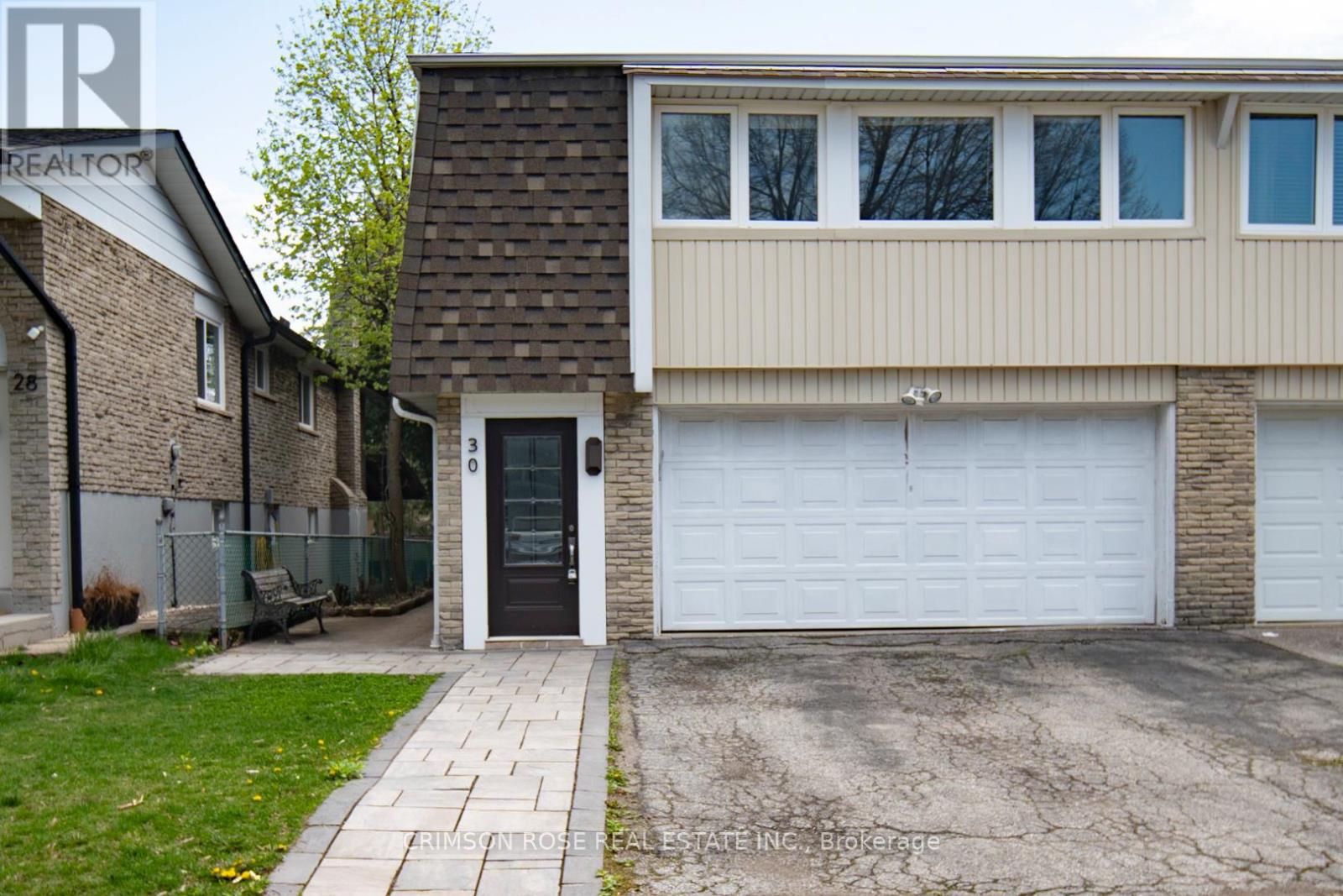 Main Fl - 30 Orsett Street, Oakville, Ontario  L6H 2N9 - Photo 2 - W13022052
