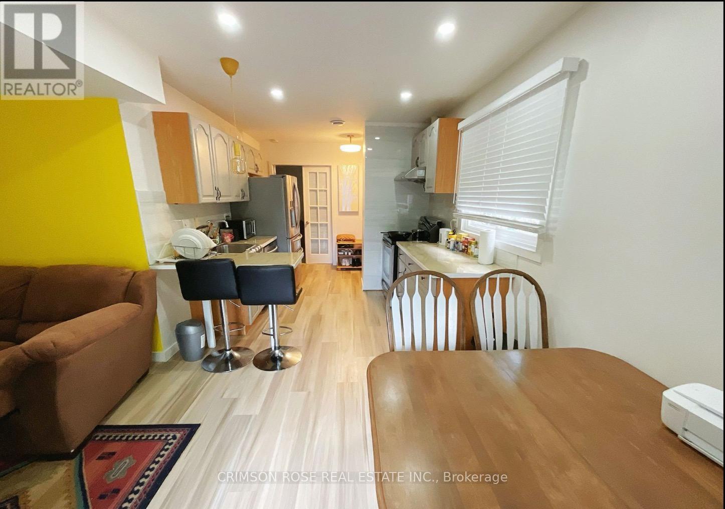 Main Fl - 30 Orsett Street, Oakville, Ontario  L6H 2N9 - Photo 6 - W13022052