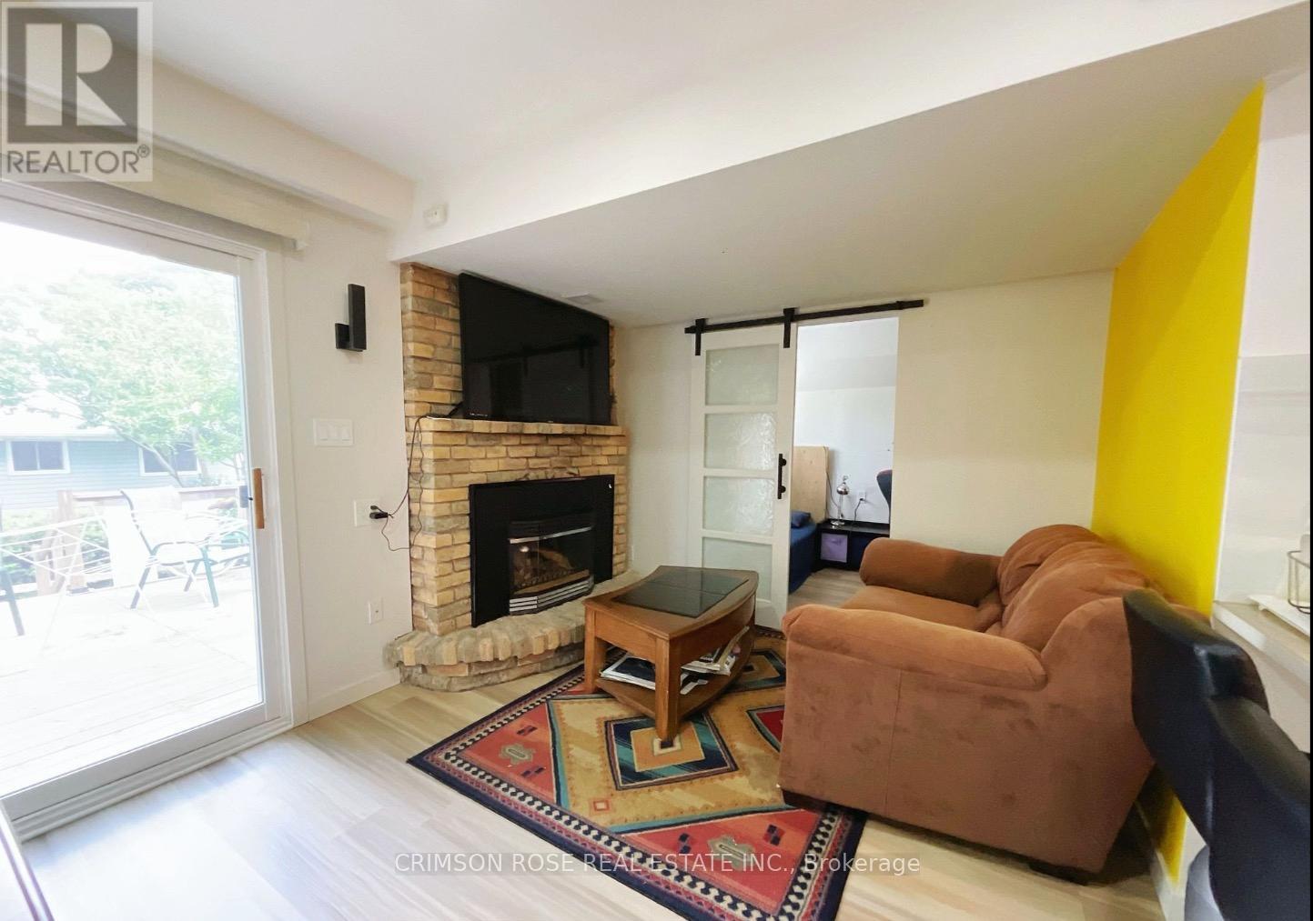 Main Fl - 30 Orsett Street, Oakville, Ontario  L6H 2N9 - Photo 7 - W13022052