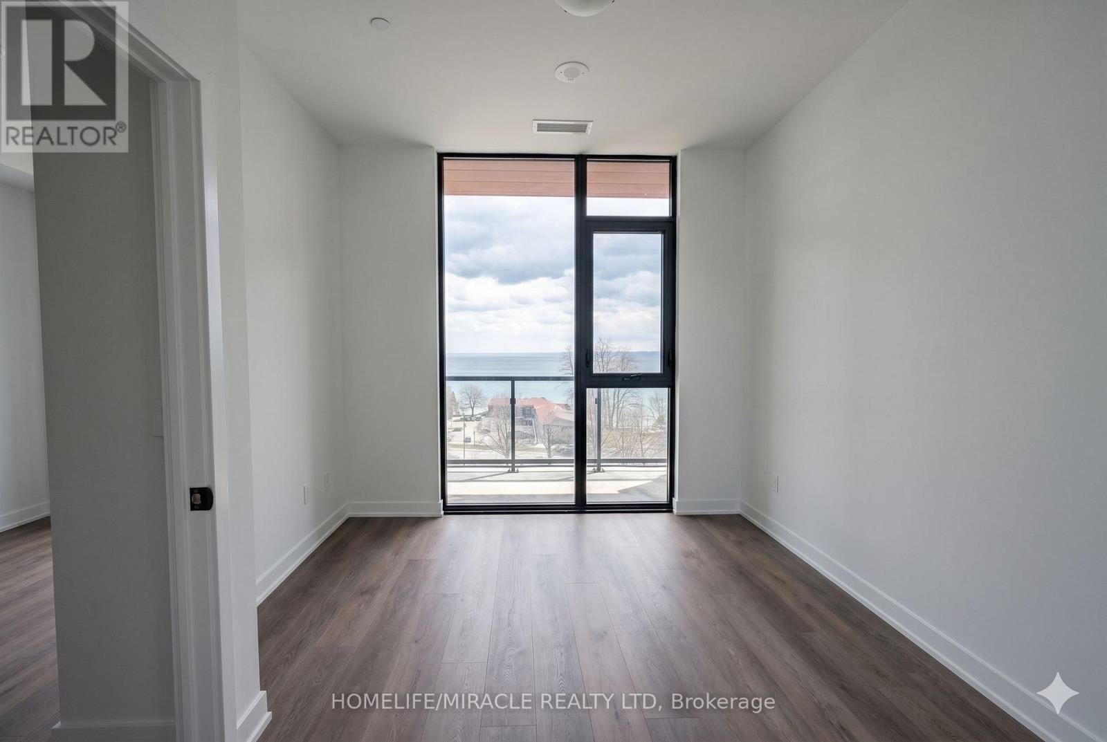 413 - 2075 Lakeshore Road, Burlington, Ontario  L7R 1E2 - Photo 7 - W13022066