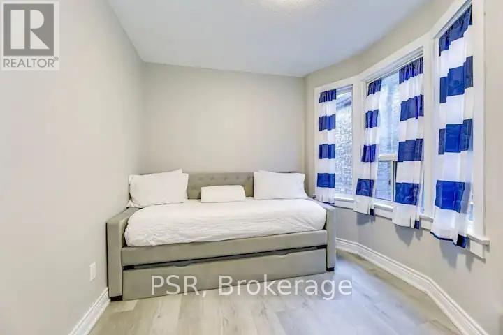 Apt 2 (3rd Fl) - 1051 Bloor Street, Toronto, Ontario  M6H 1M4 - Photo 12 - W13022086