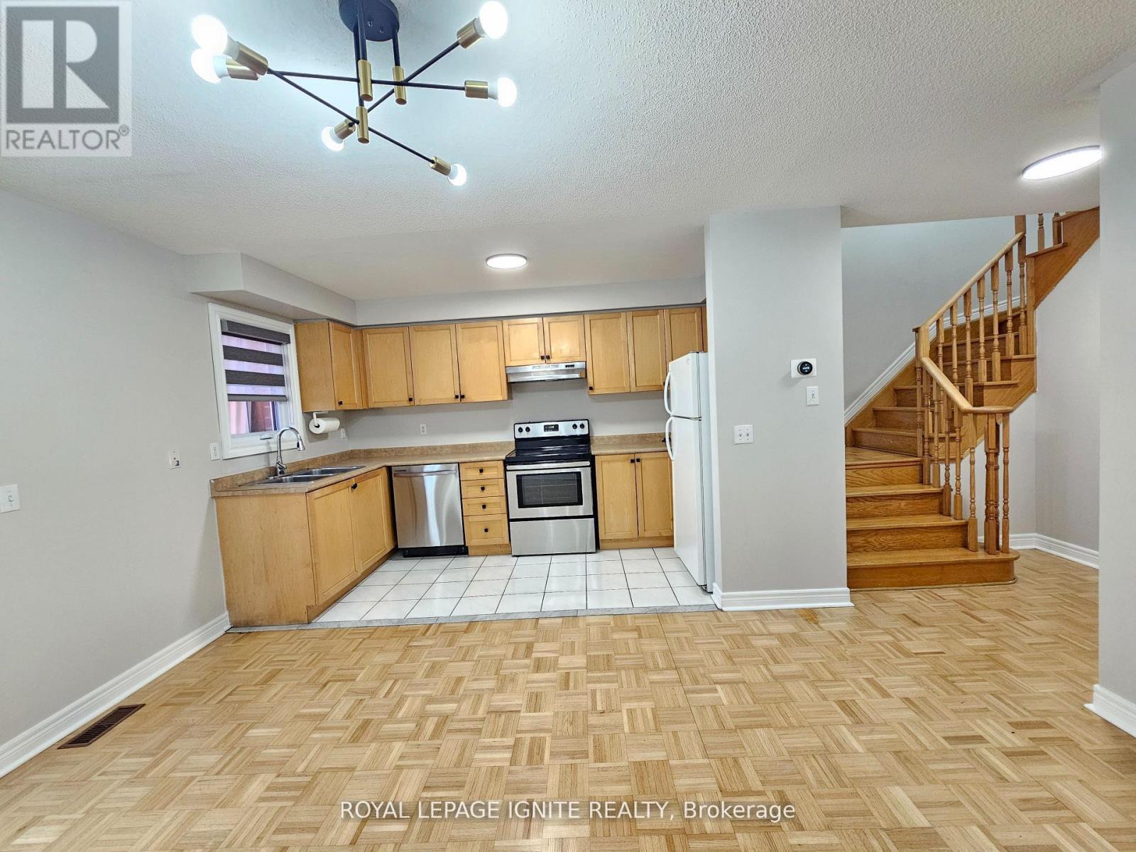 83 Checkerberry Crescent, Brampton, Ontario  L6R 2S9 - Photo 6 - W13022118