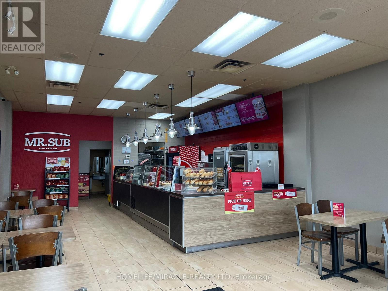 75 Alder Street, Orangeville, Ontario  L9W 5A9 - Photo 2 - W13022142