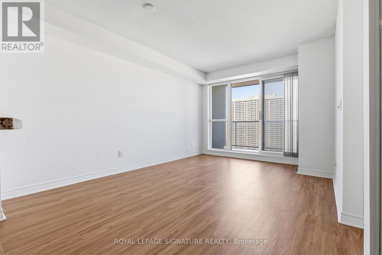 2109 - 5 Michael Power Place, Toronto, Ontario  M9A 0A3 - Photo 5 - W13022204
