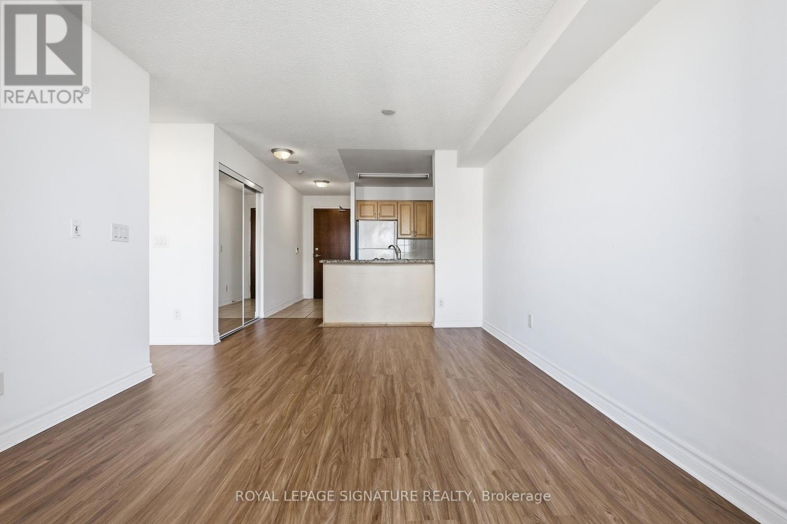 2109 - 5 Michael Power Place, Toronto, Ontario  M9A 0A3 - Photo 7 - W13022204