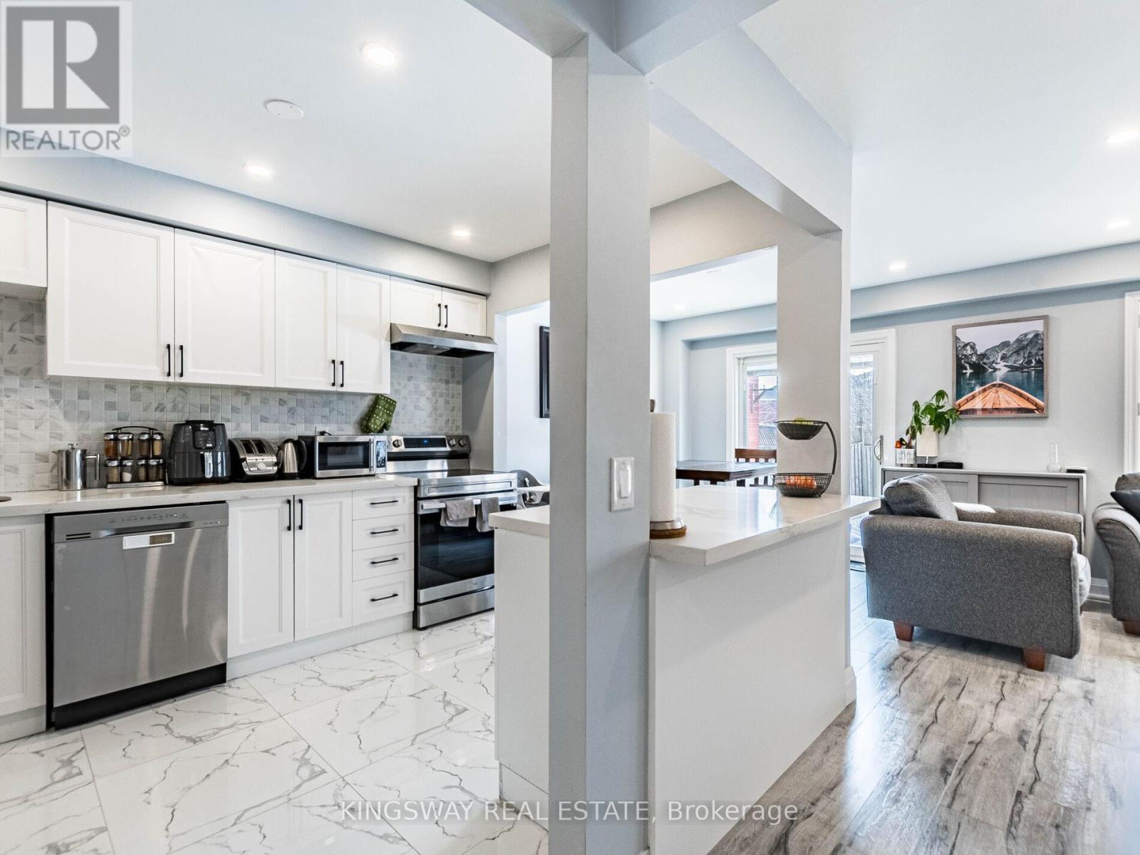 2442 Stefi Trail, Oakville, Ontario  L6H 5Y4 - Photo 16 - W13022226