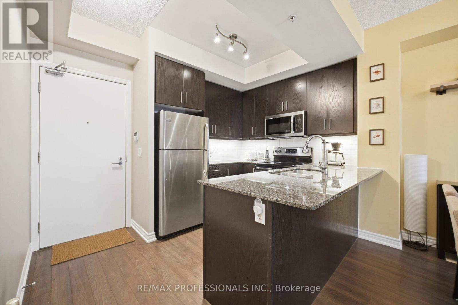 922 - 15 James Finlay Way, Toronto, Ontario  M3M 0B3 - Photo 9 - W13022256