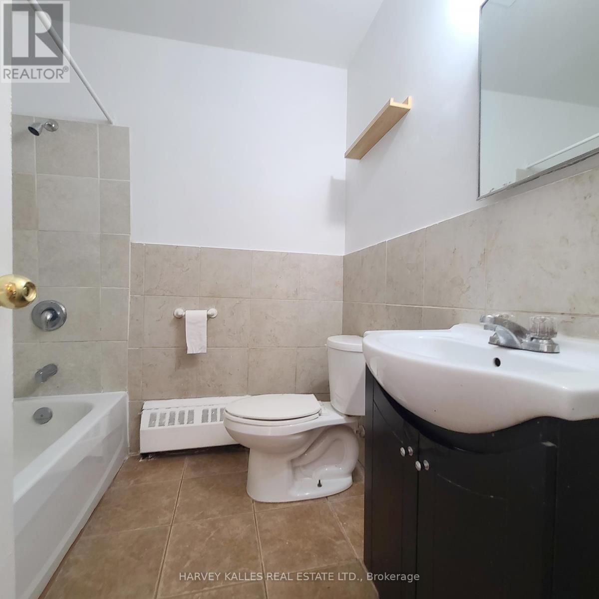 306 - 80 Blackfriar Avenue, Toronto, Ontario  M9R 3S9 - Photo 10 - W13022258