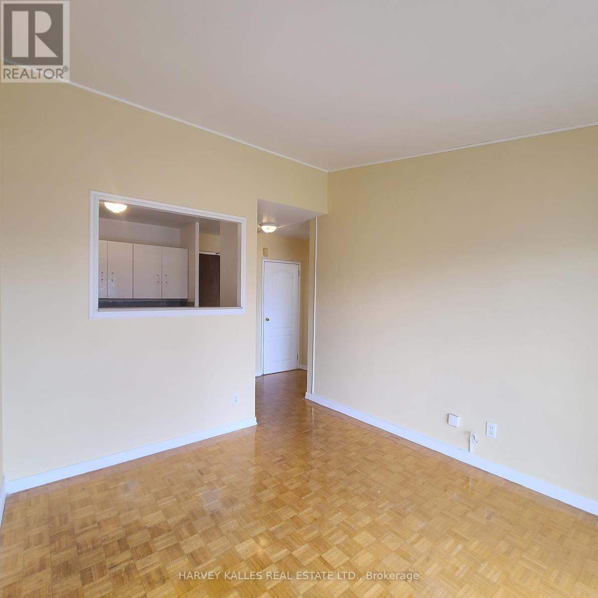 306 - 80 Blackfriar Avenue, Toronto, Ontario  M9R 3S9 - Photo 2 - W13022258