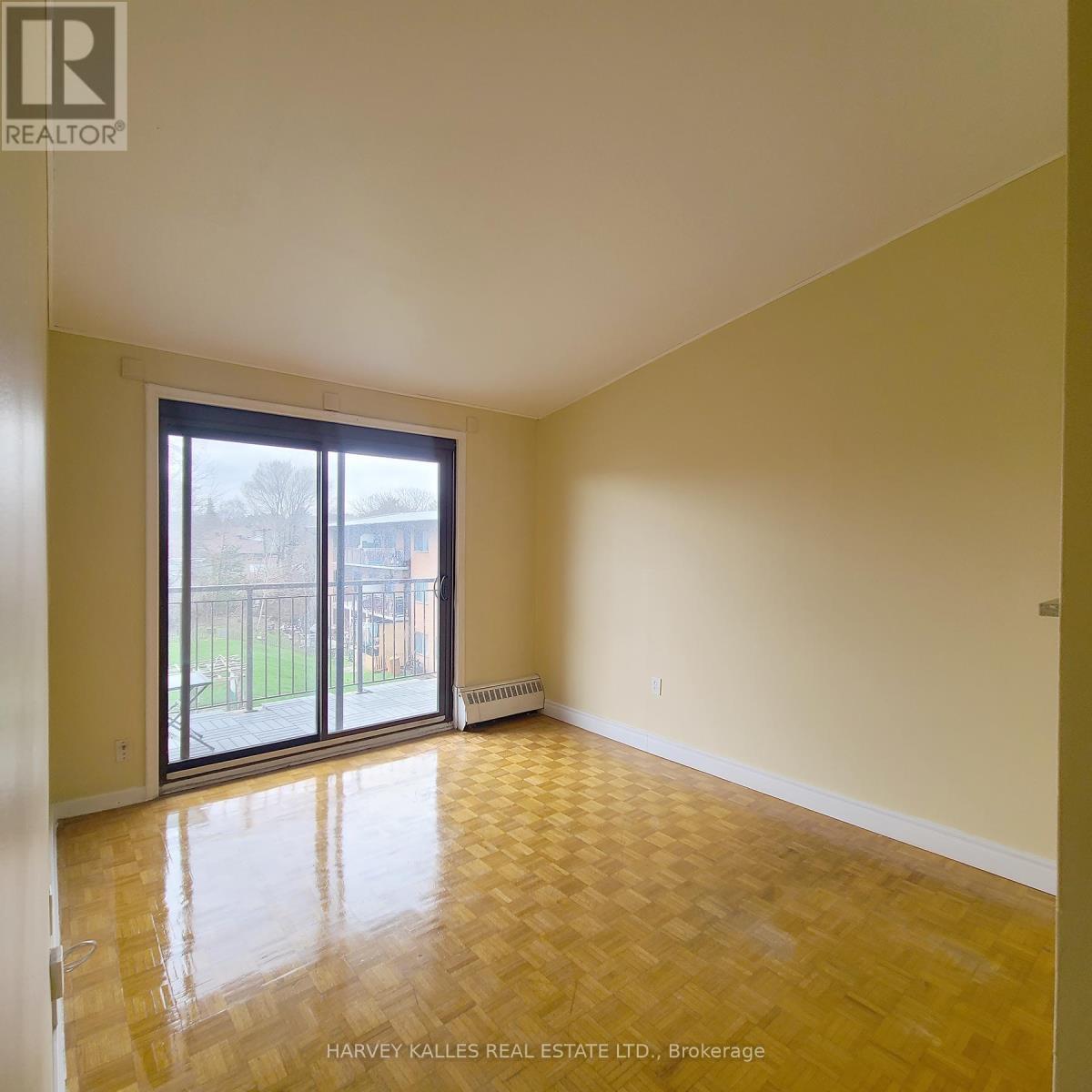 306 - 80 Blackfriar Avenue, Toronto, Ontario  M9R 3S9 - Photo 4 - W13022258