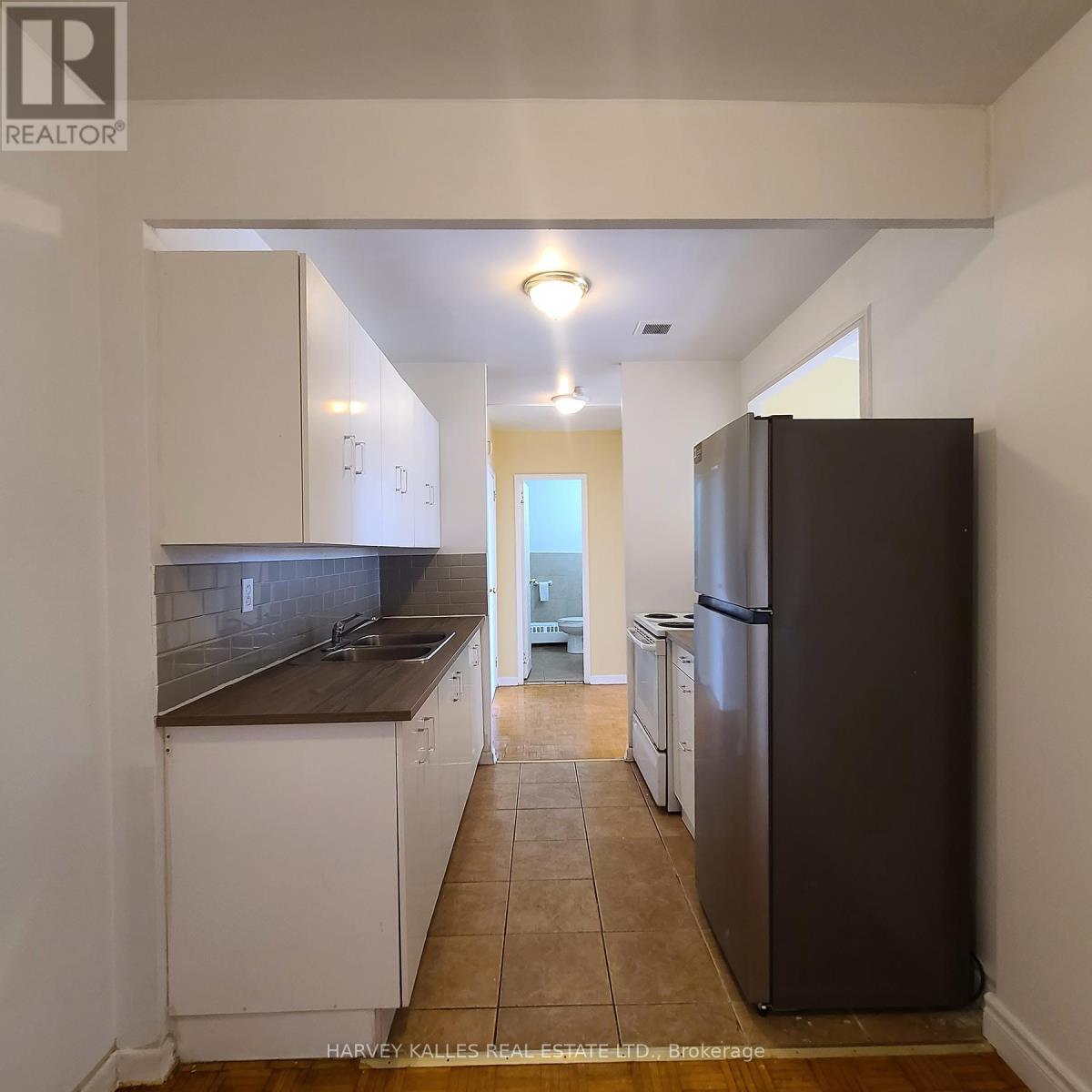 306 - 80 Blackfriar Avenue, Toronto, Ontario  M9R 3S9 - Photo 8 - W13022258