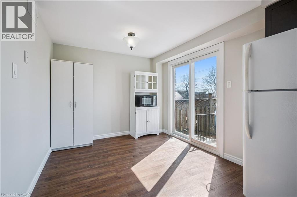 252 The Country Way, Kitchener, Ontario  N2E 2P9 - Photo 9 - 40807574