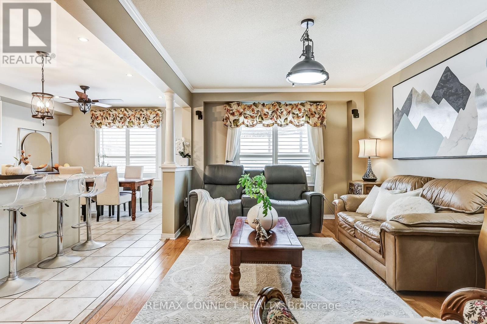 15 Brownridge Place, Whitby, Ontario  L1P 1W3 - Photo 8 - E12878842