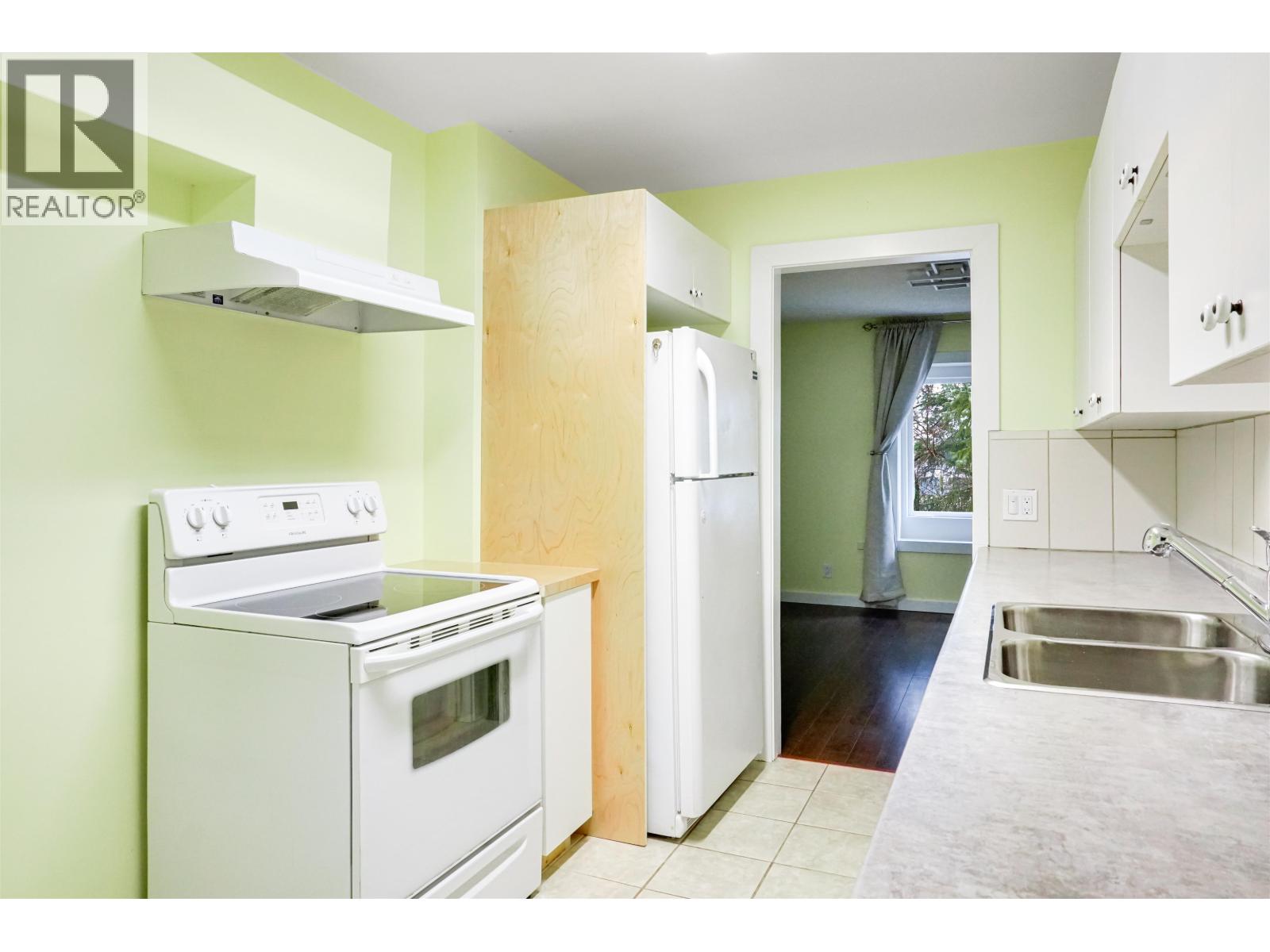 91 Oriole Street, Kitimat, British Columbia  V8C 1M6 - Photo 5 - R3099383