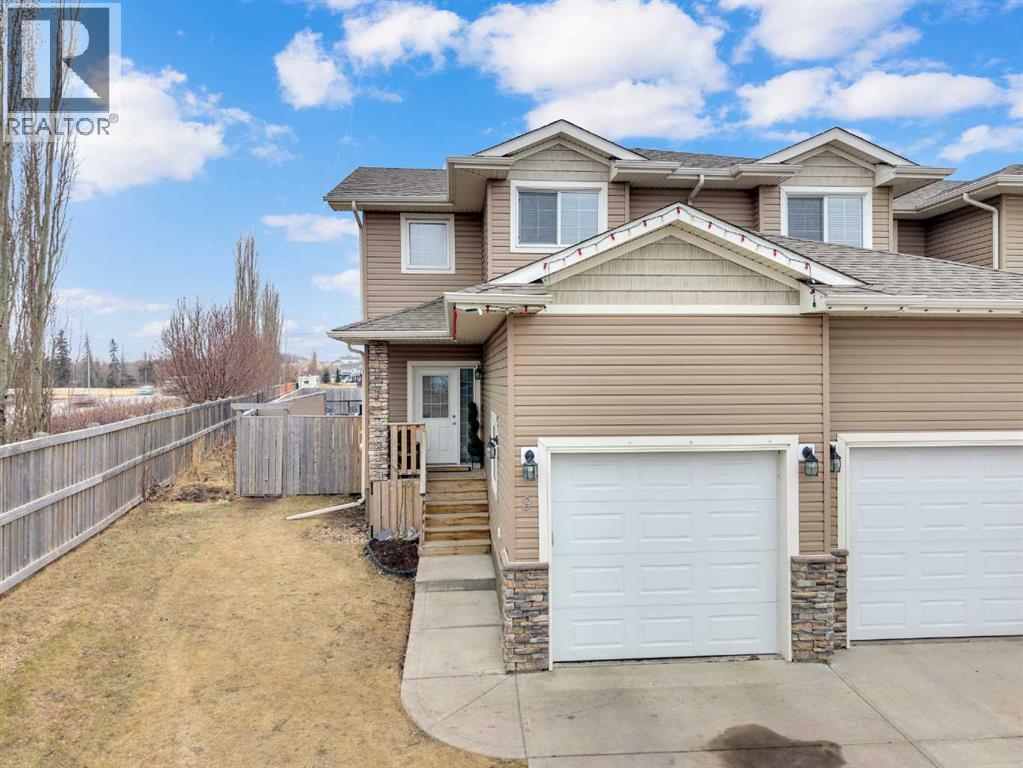 9 Ross Close, Sylvan Lake, Alberta