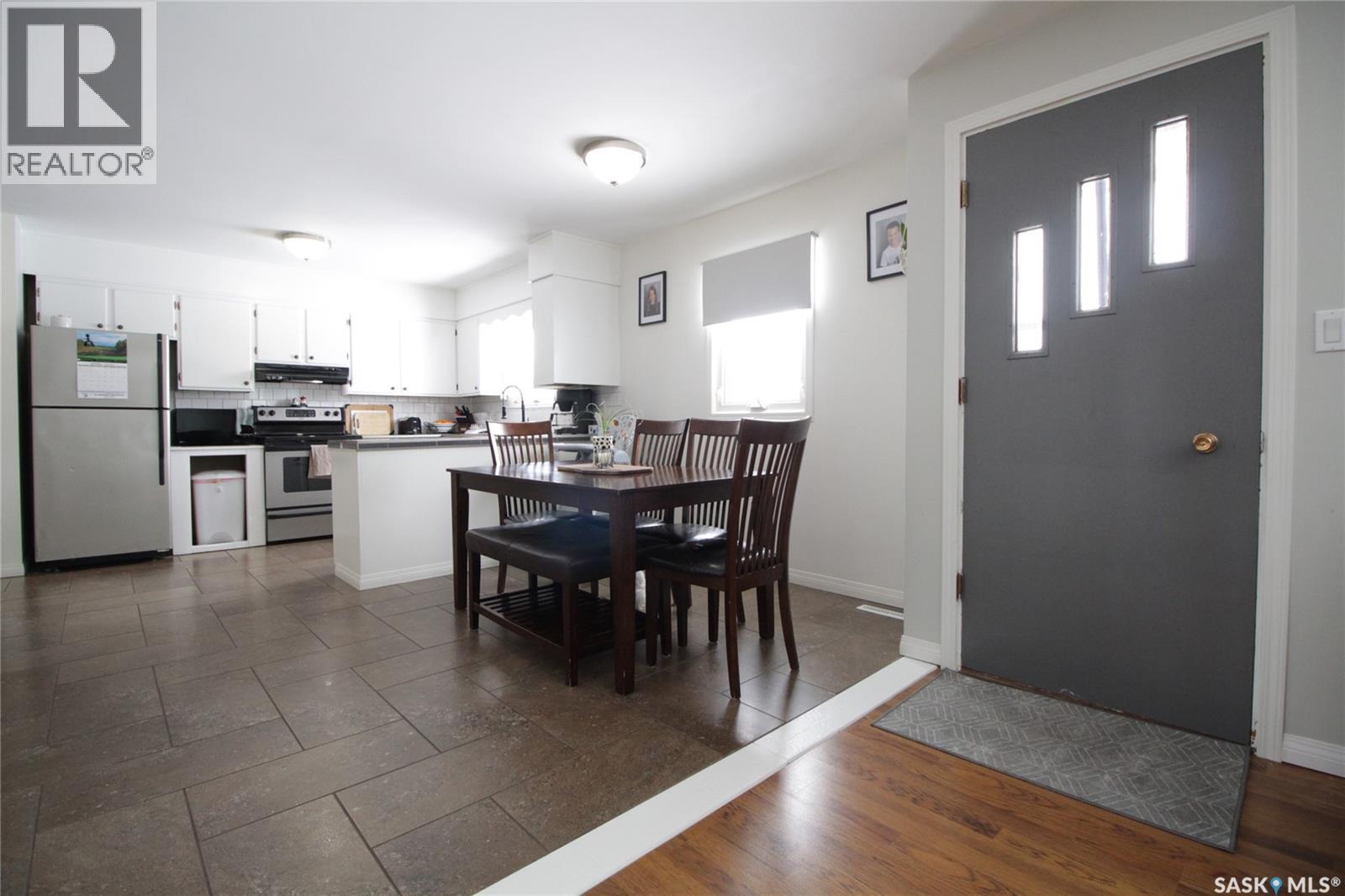 209 Edmonton Street, Rocanville, Saskatchewan  S0A 3L0 - Photo 10 - SK033170