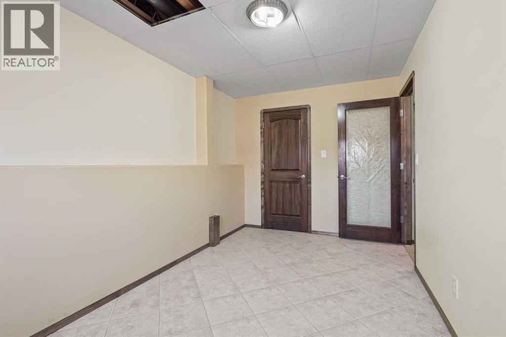 50 Thyrza Burkitt Place N, Lethbridge, Alberta  T1H 5M5 - Photo 34 - A2301459