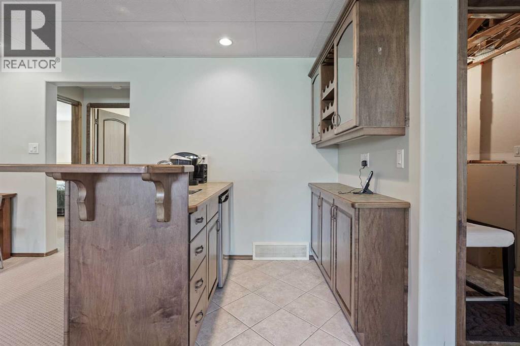 50 Thyrza Burkitt Place N, Lethbridge, Alberta  T1H 5M5 - Photo 25 - A2301459