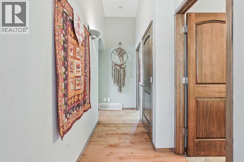 50 Thyrza Burkitt Place N, Lethbridge, Alberta  T1H 5M5 - Photo 12 - A2301459