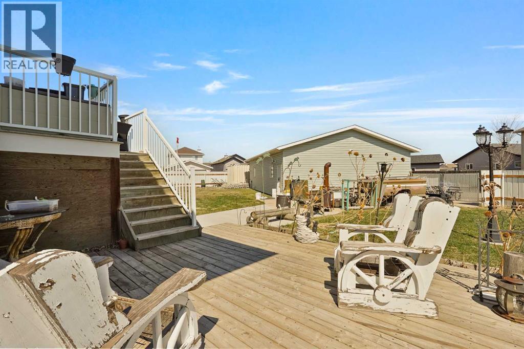 50 Thyrza Burkitt Place N, Lethbridge, Alberta  T1H 5M5 - Photo 37 - A2301459