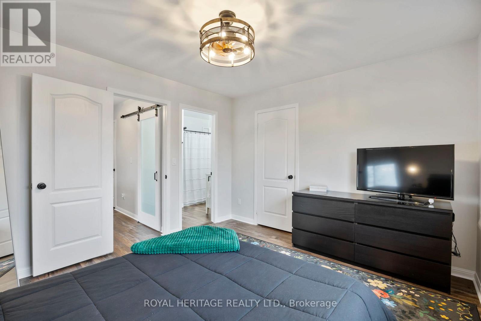 1251 Quest Circle, Mississauga, Ontario  L5N 8B6 - Photo 15 - W12878988