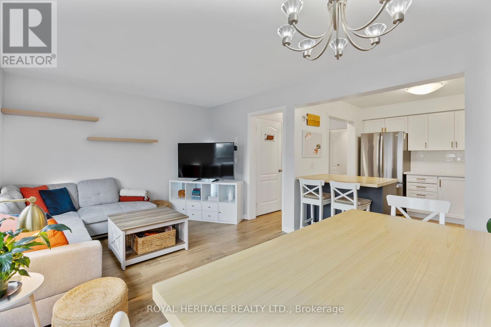 1251 Quest Circle, Mississauga, Ontario  L5N 8B6 - Photo 9 - W12878988