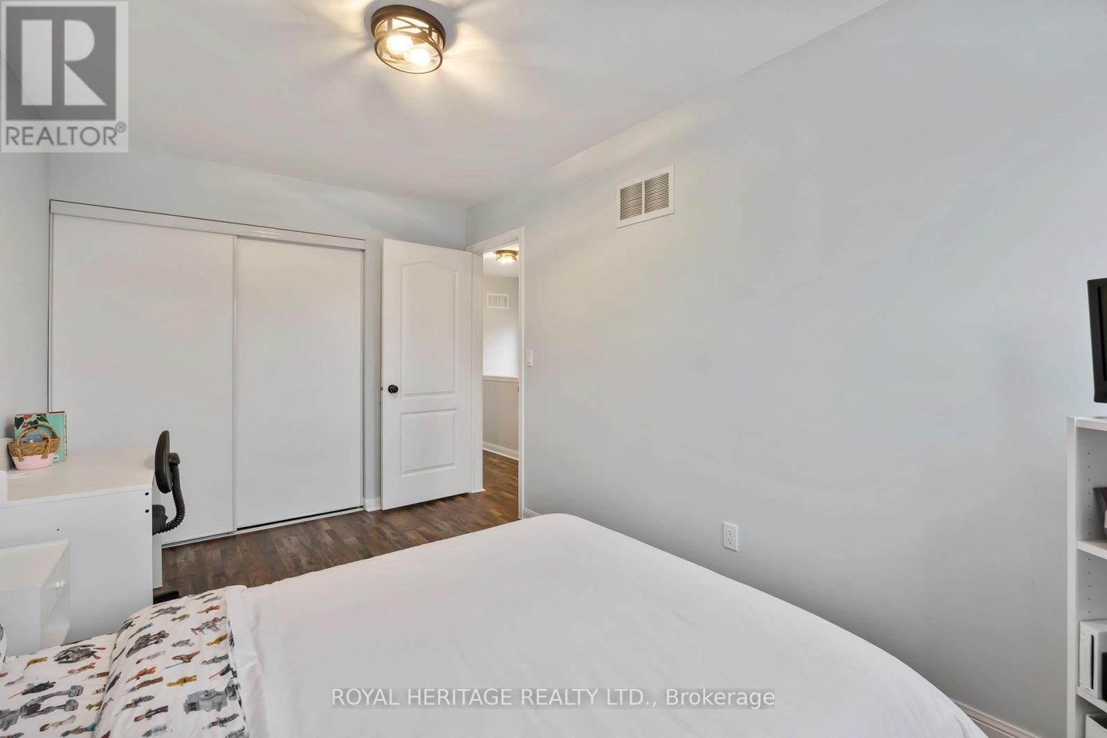 1251 Quest Circle, Mississauga, Ontario  L5N 8B6 - Photo 17 - W12878988