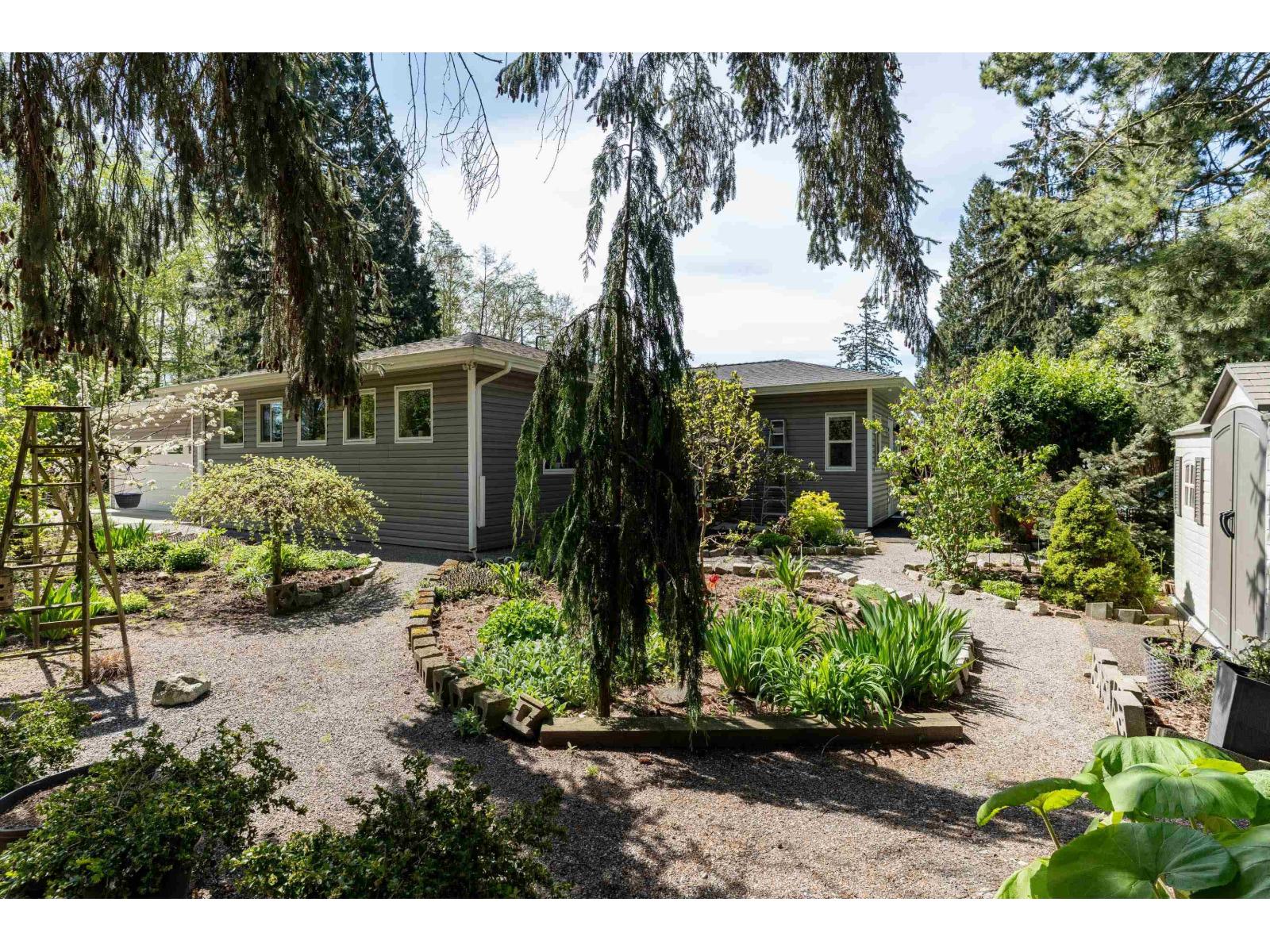 17123 0 Avenue, Surrey, British Columbia  V3Z 9P2 - Photo 2 - R2991369