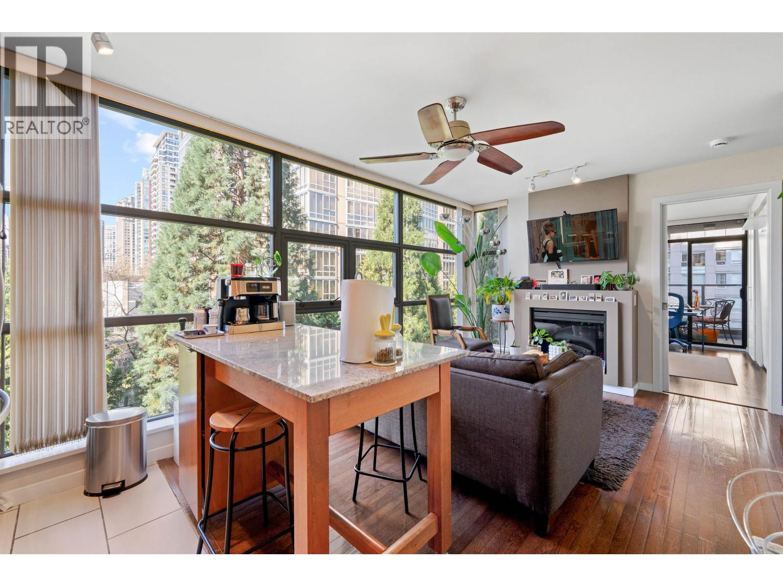 601 989 Beatty Street, Vancouver, British Columbia  V6Z 3C2 - Photo 5 - R3107385