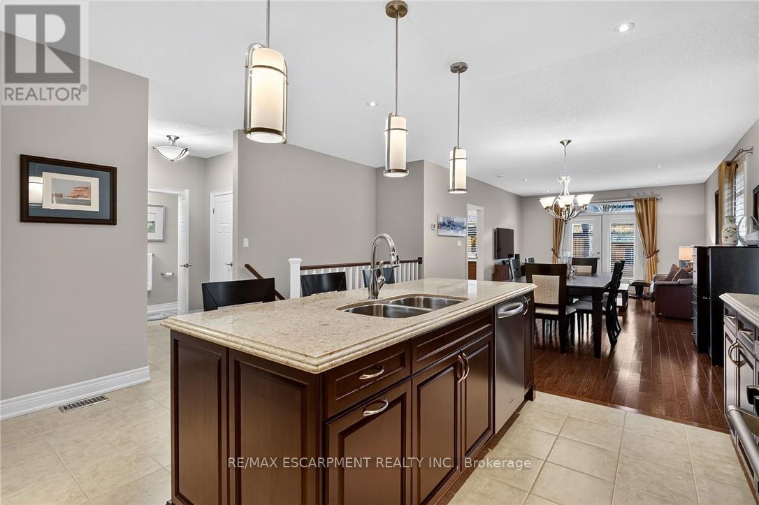 18 Brookside Terrace, West Lincoln, Ontario  L0R 2A0 - Photo 12 - X13022114