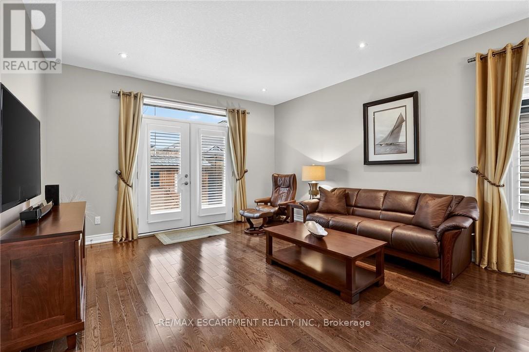 18 Brookside Terrace, West Lincoln, Ontario  L0R 2A0 - Photo 17 - X13022114