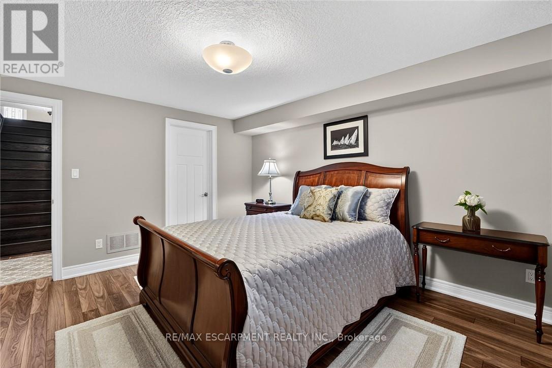 18 Brookside Terrace, West Lincoln, Ontario  L0R 2A0 - Photo 32 - X13022114