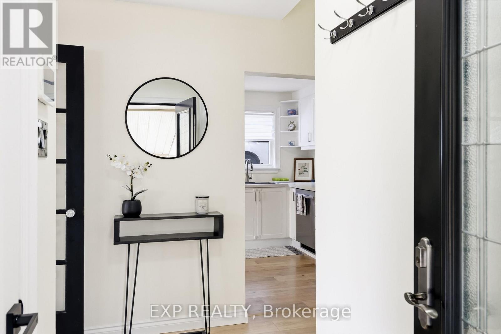 198 Shelbourne Street, Peterborough, Ontario  K9H 5K4 - Photo 4 - X13022116