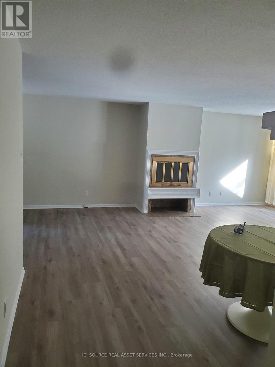 15 TORREY PINES COURT, Ottawa, Ontario