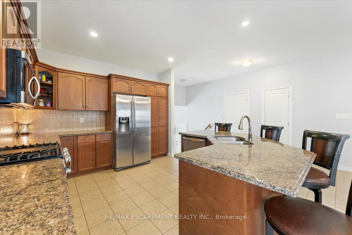 66 Magnificent Way, Hamilton, Ontario  L0R 1C0 - Photo 10 - X13022166