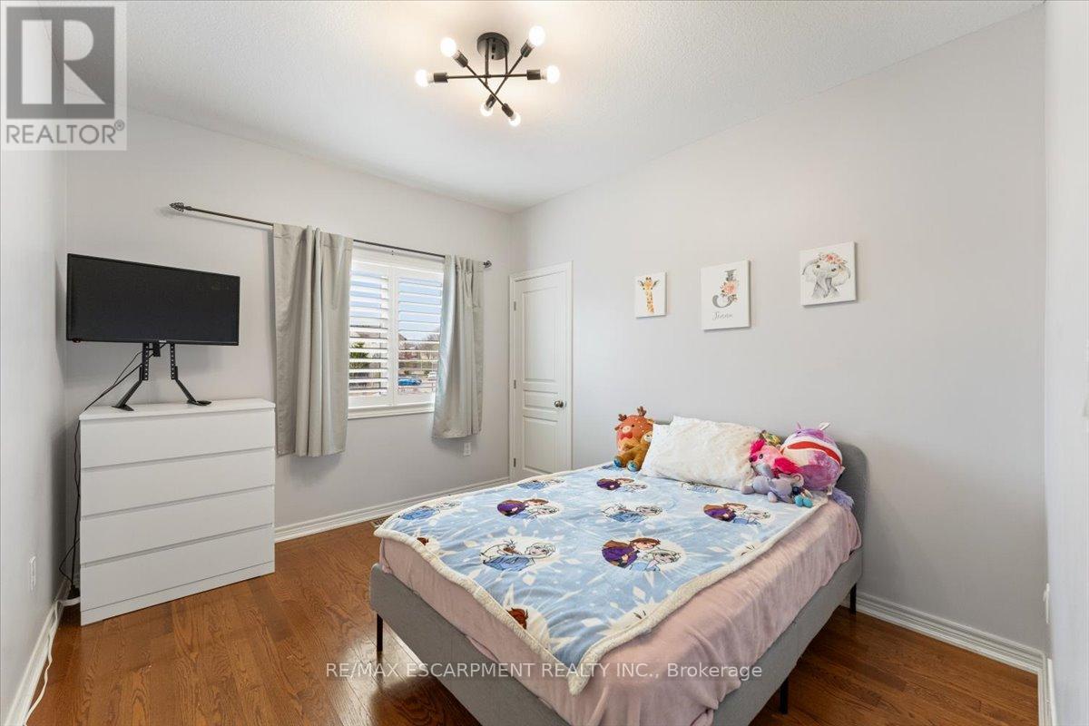 66 Magnificent Way, Hamilton, Ontario  L0R 1C0 - Photo 18 - X13022166